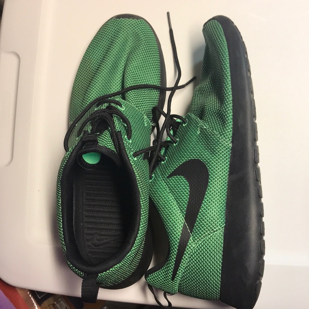 NIKE SNEAKERS MENS SIZE 10